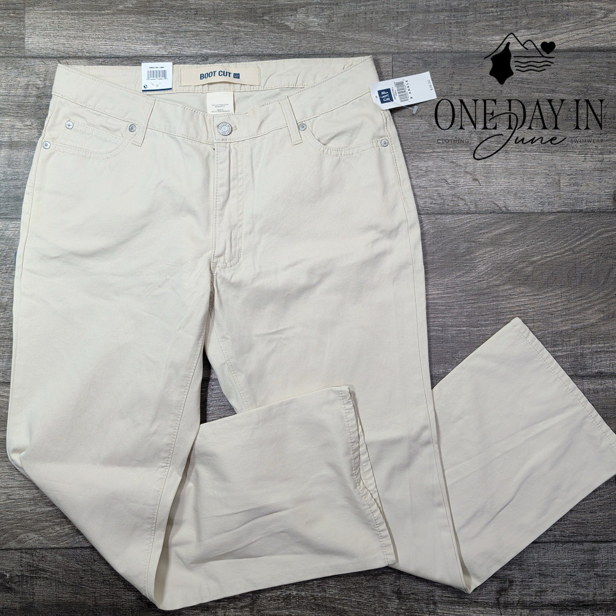Gap Bootcut Ankle Pants Ivory Cream Mid Rise NWT $39.50 Size 8