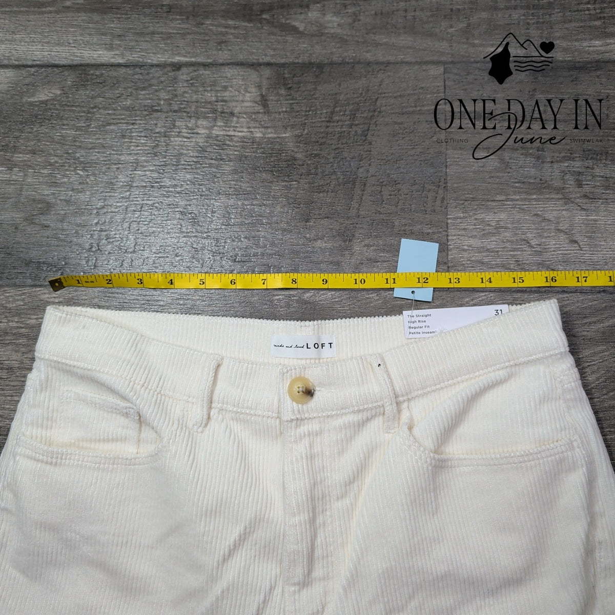 Loft The Straight High Rise Corduroy Pants Ivory NWT Size 12P (31P)