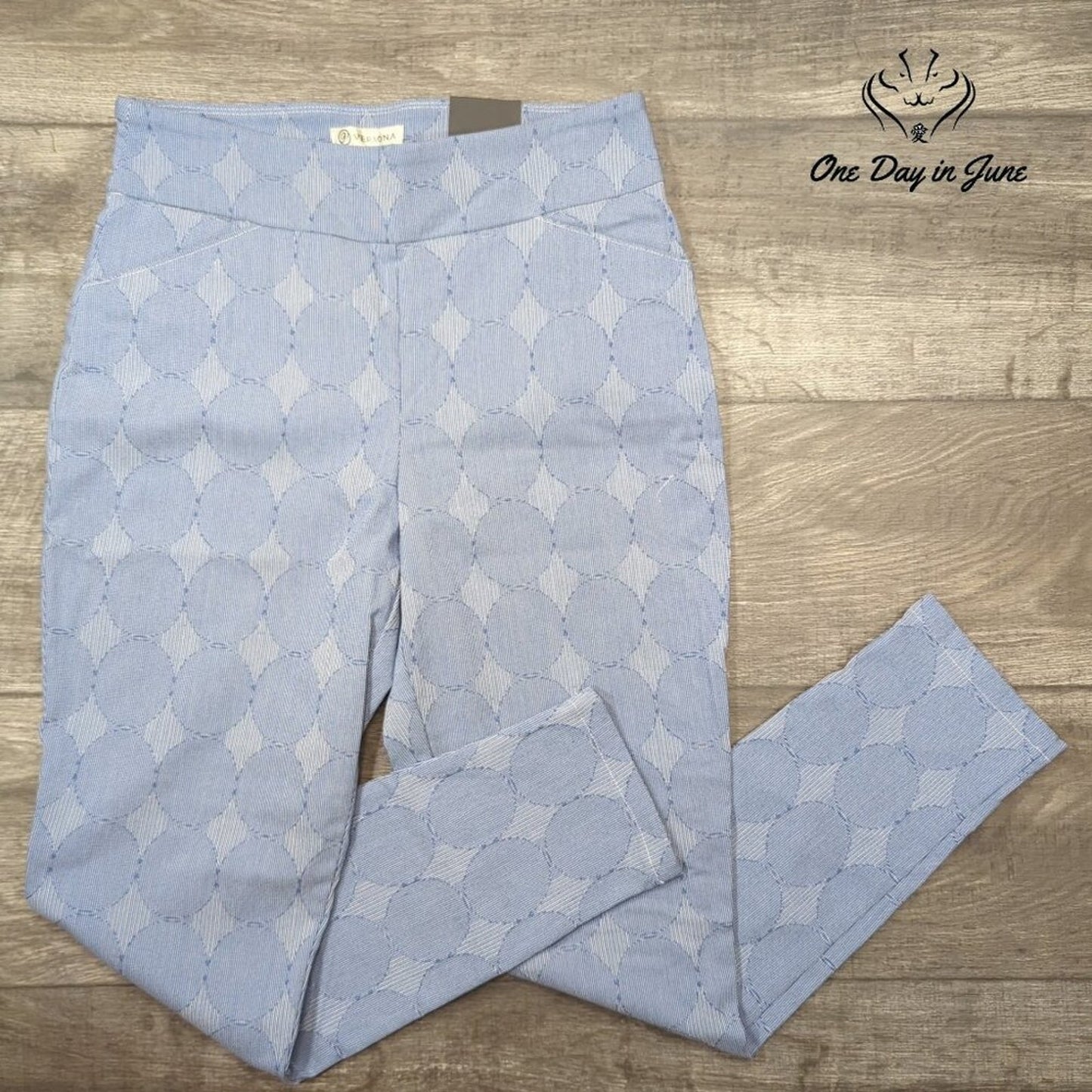 Versona Modern Skinny Pants Blue White Geometric Stretch Pull On NWT Size 10