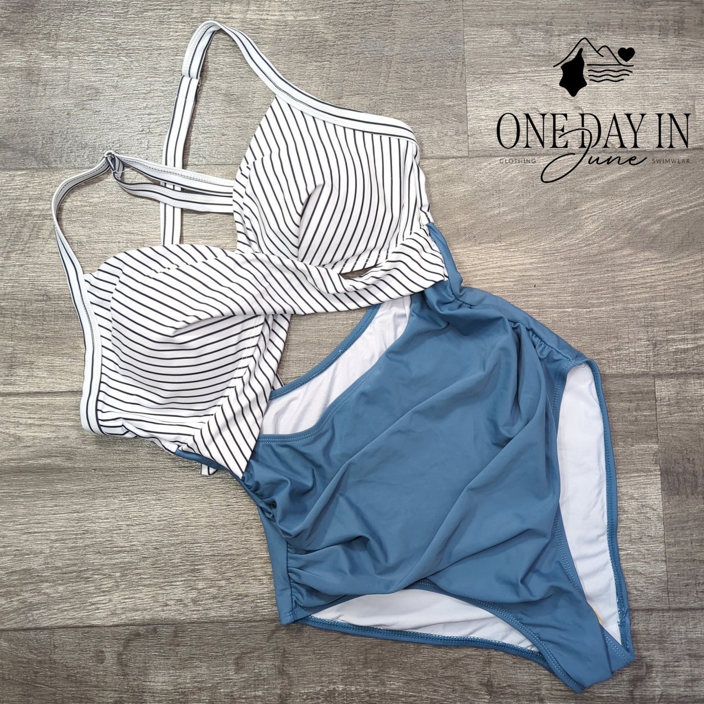 Eomenie Cross Front Cut Out One Piece Swimsuit Size M