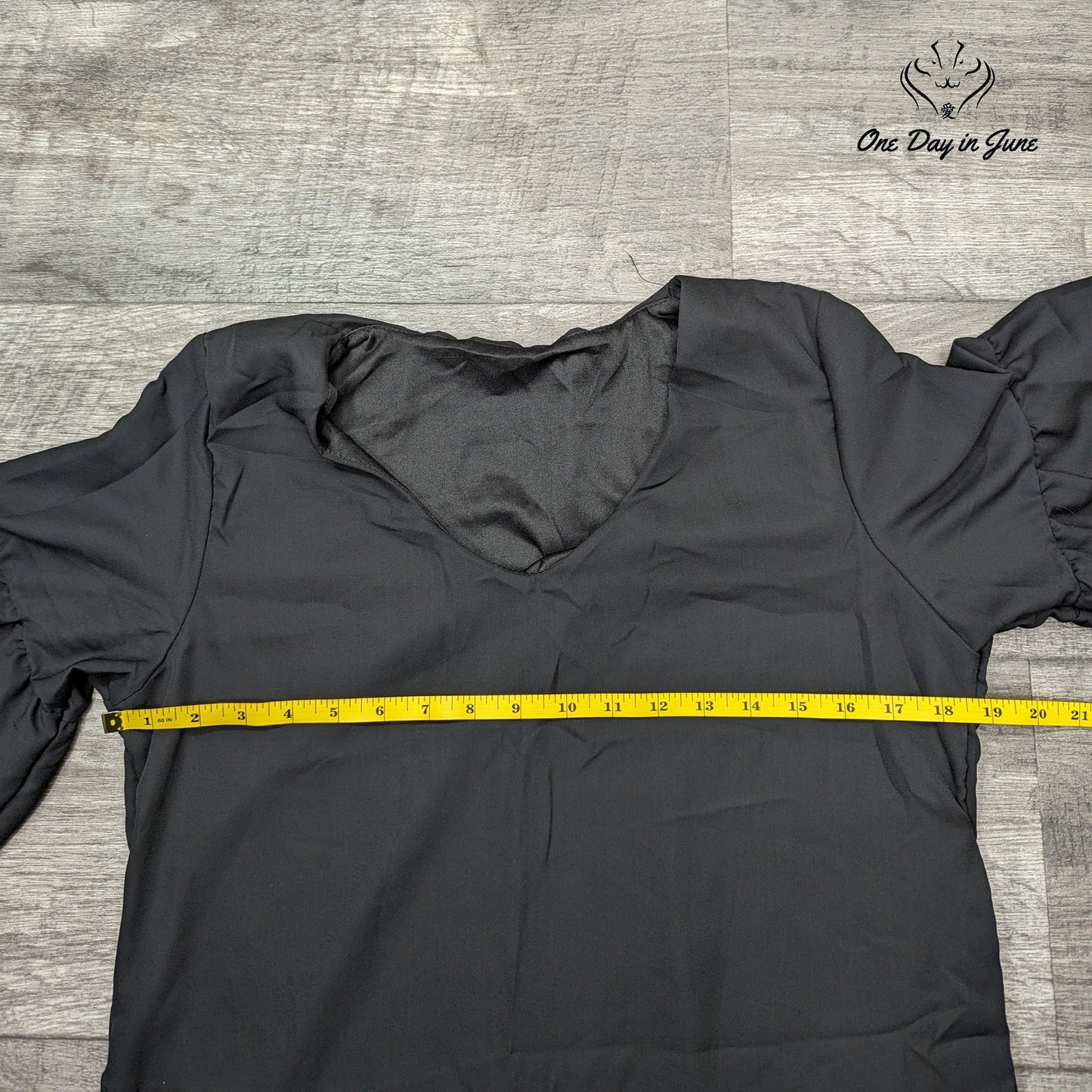 Belongsci V Neck Shift Dress Size M