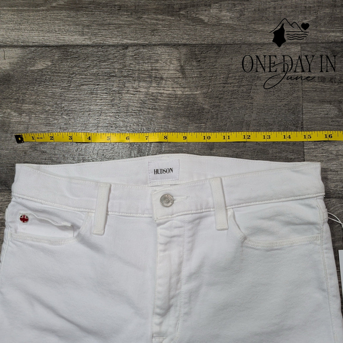 Hudson Blair Straight Leg Jeans Women's White Stretch Denim NWT Size 10 (30)