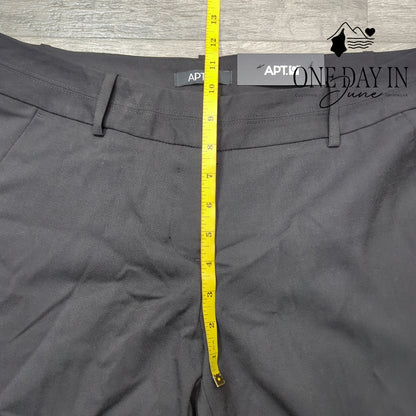 Apt. 9 Petite Mid Rise Straight Leg Pants Size 8P