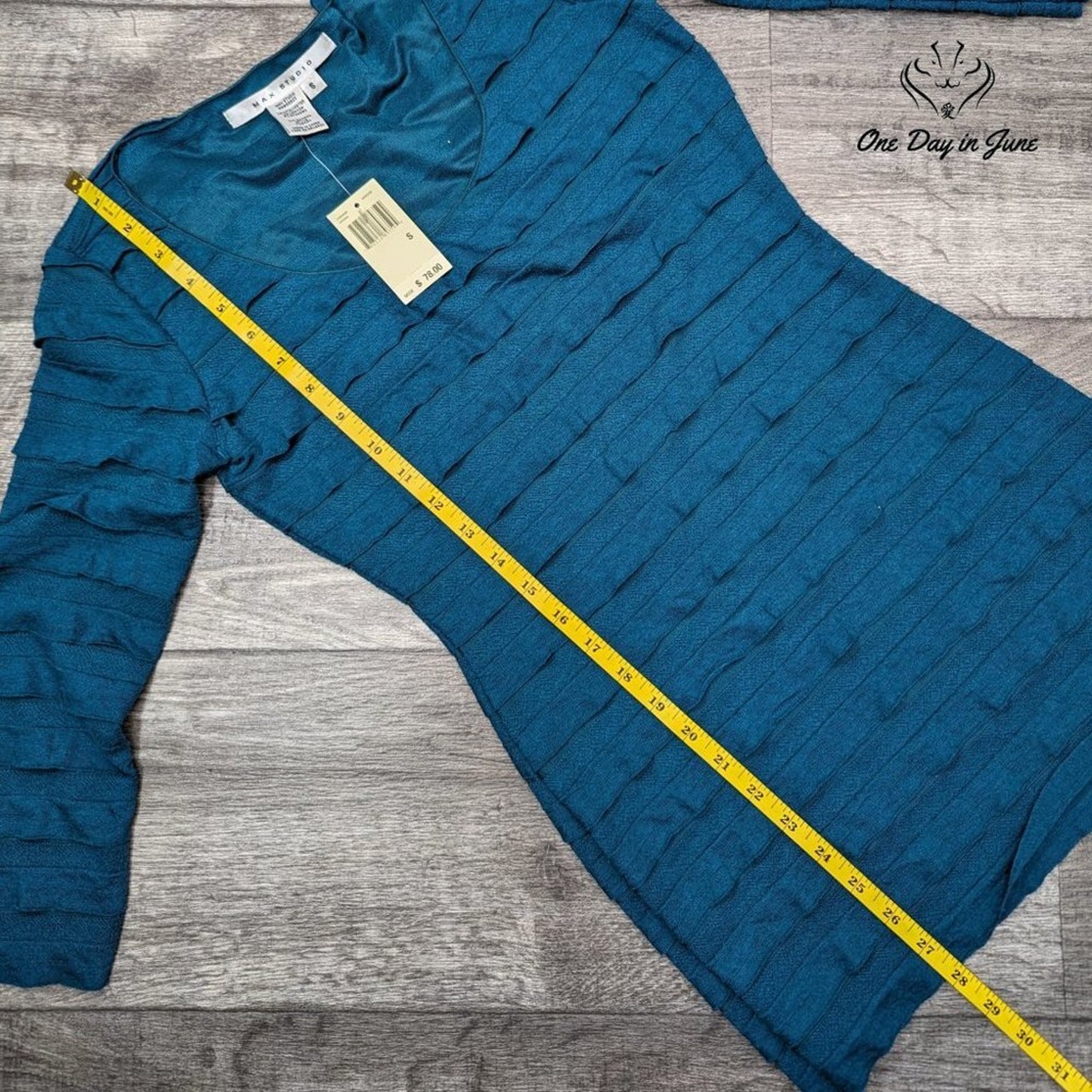 Max Studio Long Sleeve Tiered Top Size S