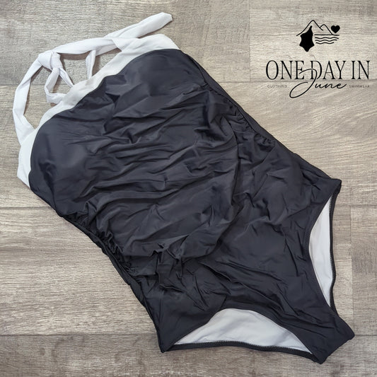 Aleumdr Halter One Piece Swimsuit Size L