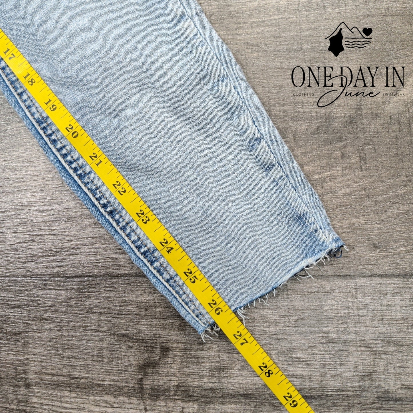 Pistola Arielle Skinny Raw Hem Jeans Size 2 (26)