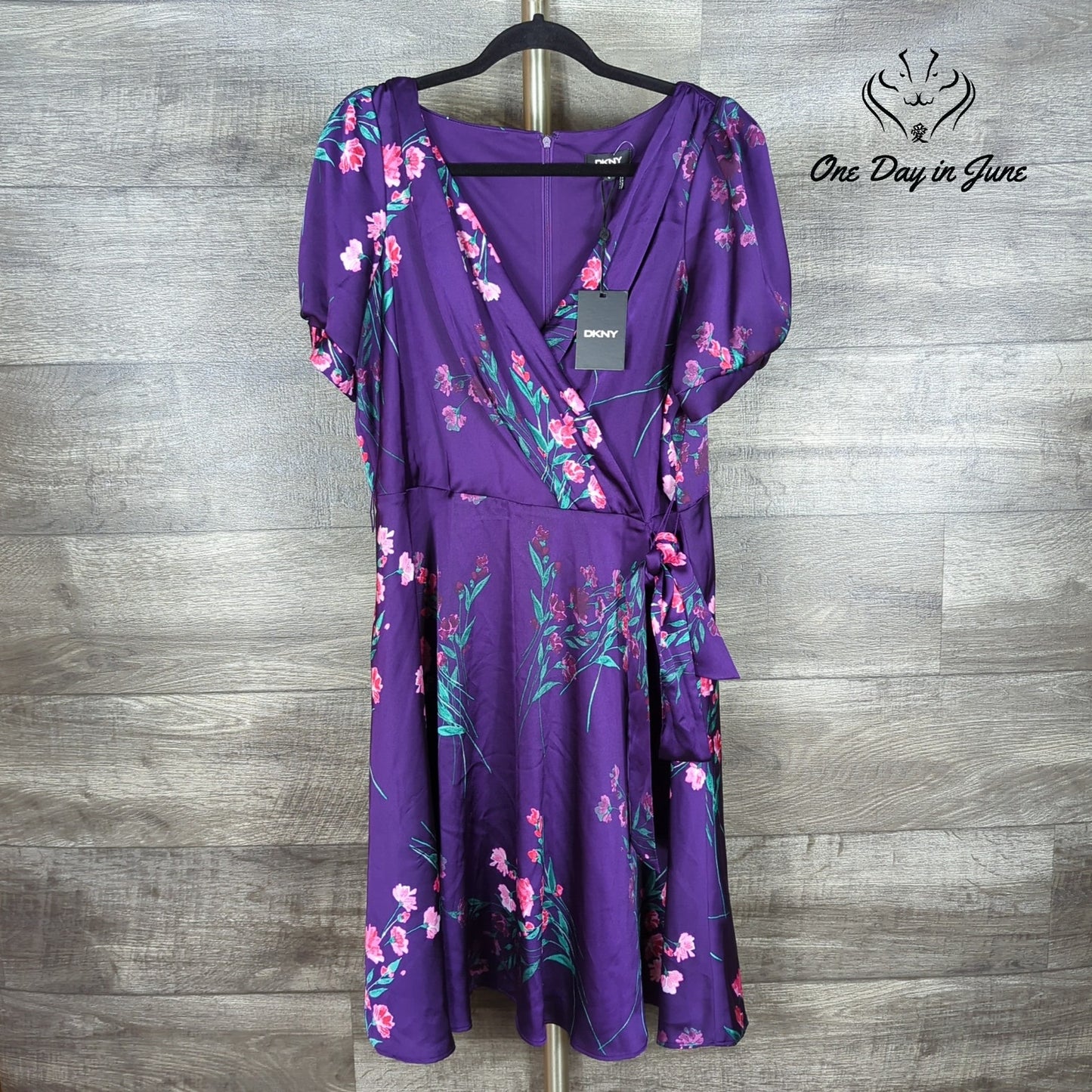 DKNY Short Sleeve Floral Dress Size 16