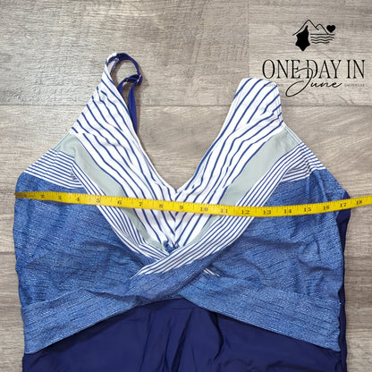 Aleumdr Plus Size Twist Front One Piece Swimsuit Size 3XL