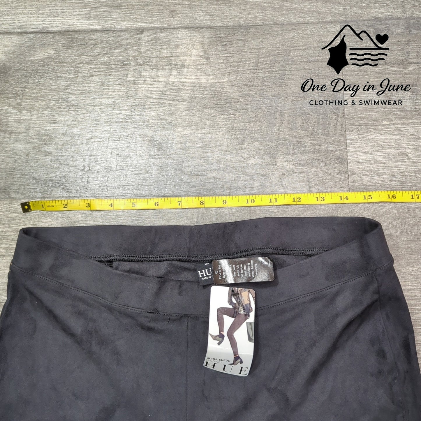 Hue Ultra Faux Suede Leggings Size L