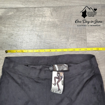 Hue Ultra Faux Suede Leggings Size L