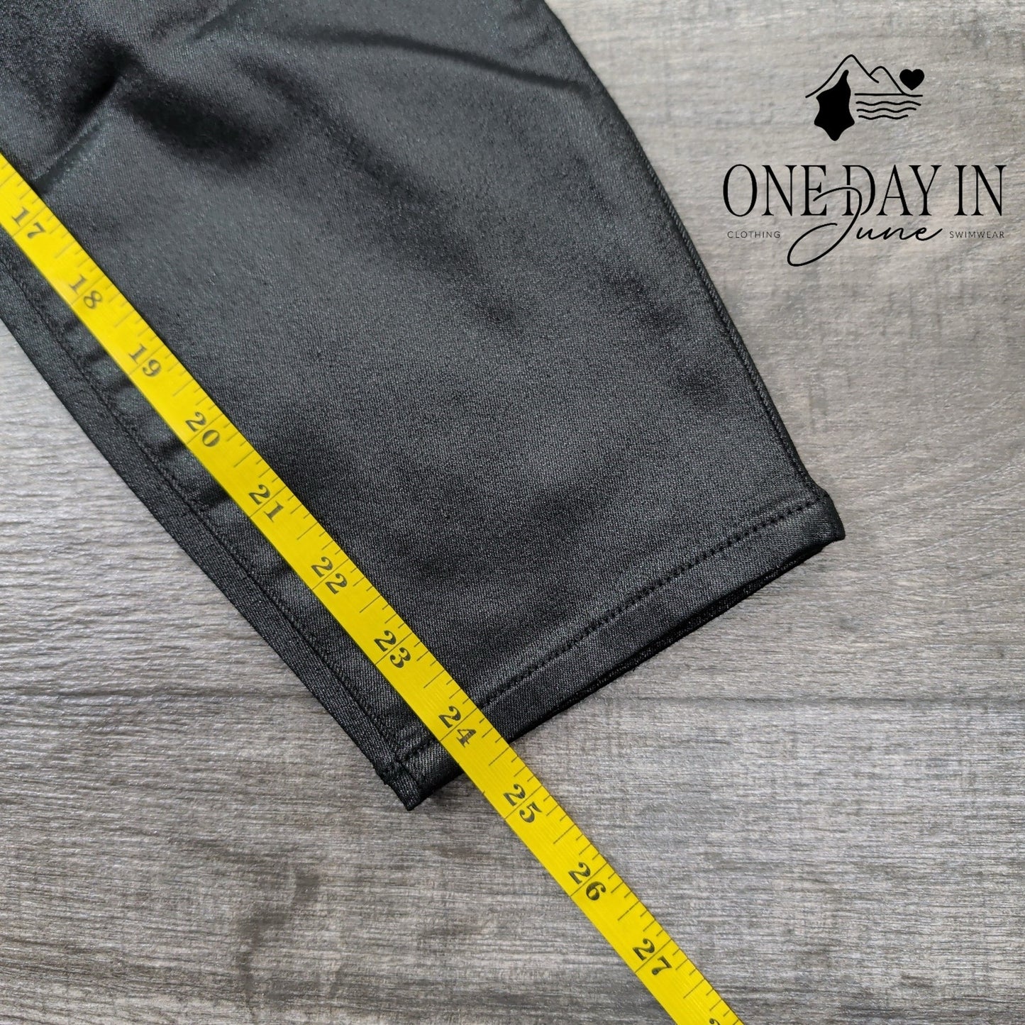 Express Curvy Skinny Ankle Coated Denim Jeans Size 0 (25)