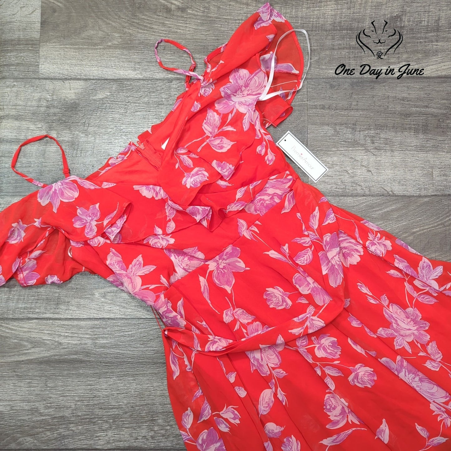 Premier Amour Off Shoulder Spaghetti Strap Mini Dress Size S