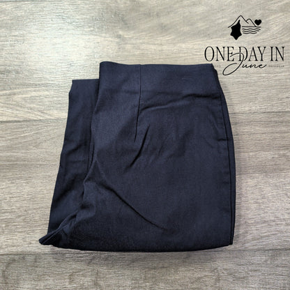 Charter Club Petite Chelsea Tummy Slimming Capri Pants Navy NWT Size 6P