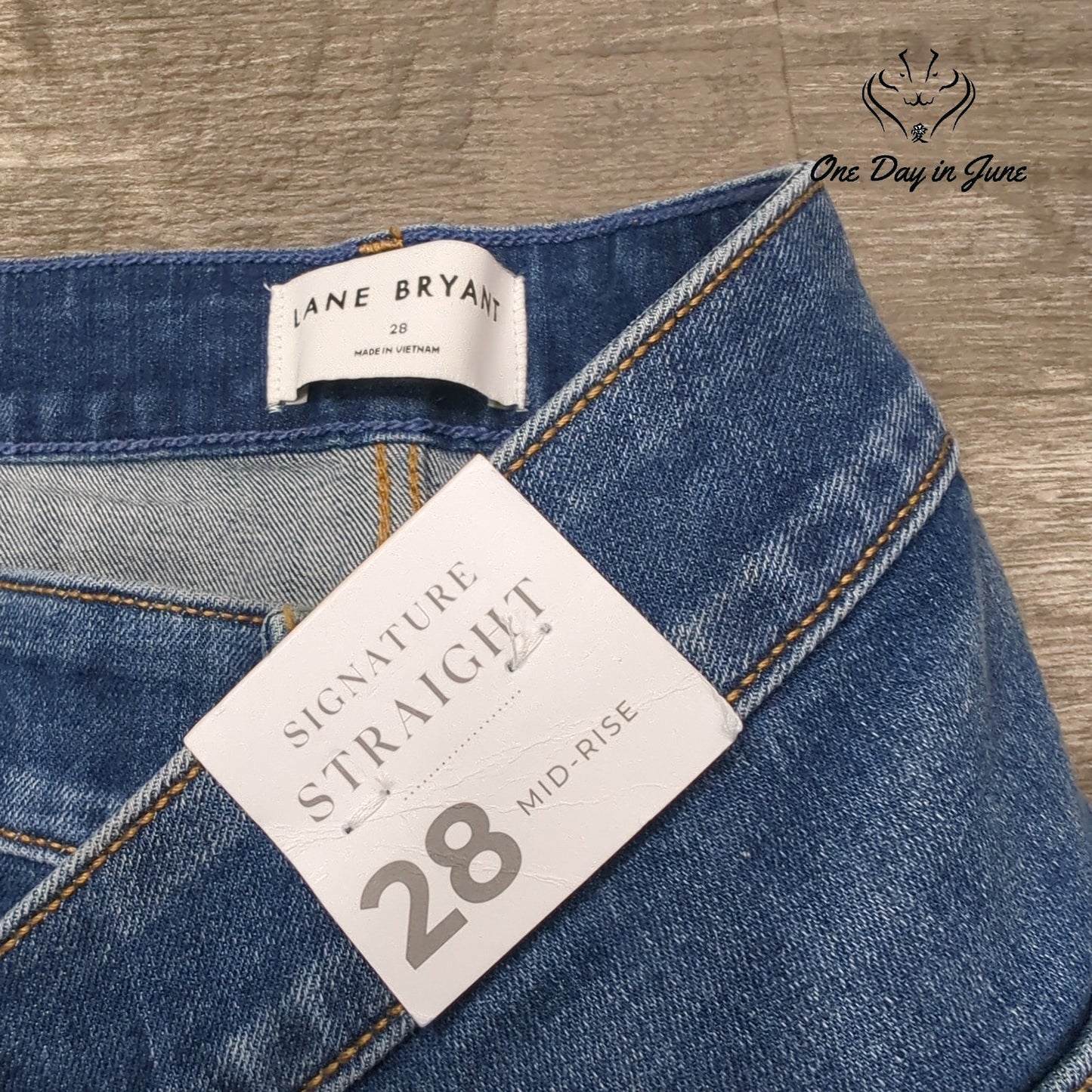 Lane Bryant Plus Size Mid Rise Straight Jeans Size 28