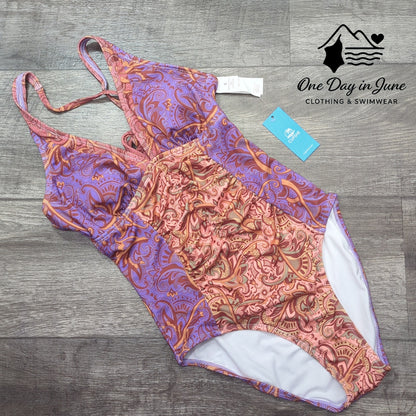 Cupshe Strappy Back One Peice Swimsuit Size S