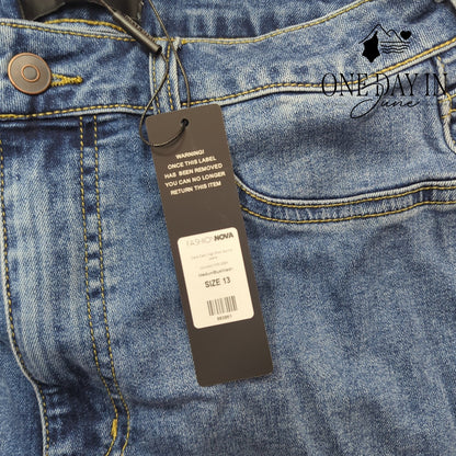 Fashion Nova Dare Devil High Rise Skinny Jeans Juniors Medium Wash NWT Size 13