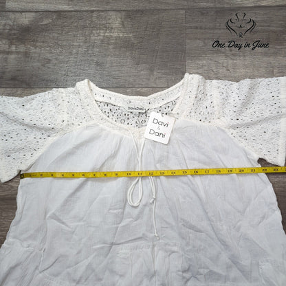 Davi & Dani Lace Crochet Sleeve Blouse White Boho Peasant Top NWT Size S