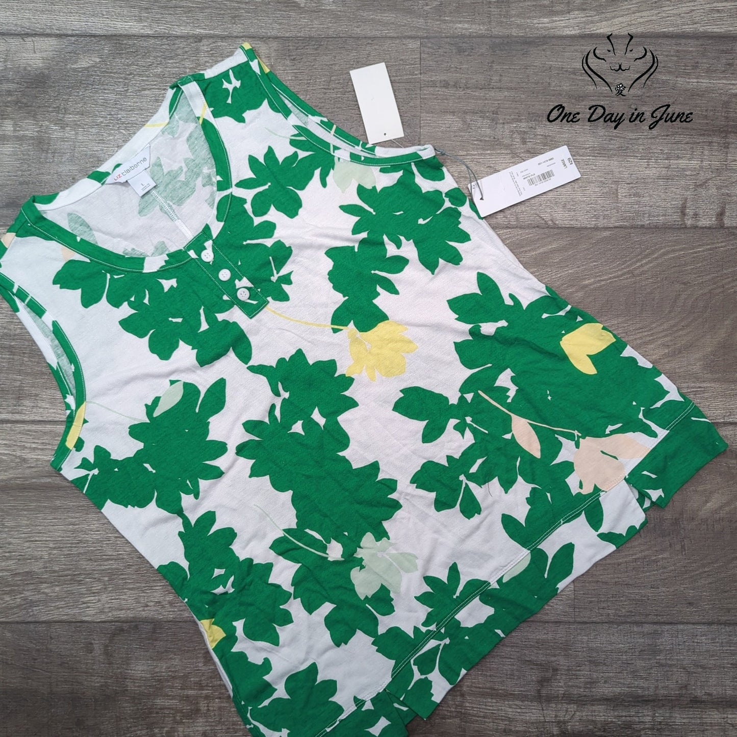 Liz Claiborne Sleeveless Top Size L