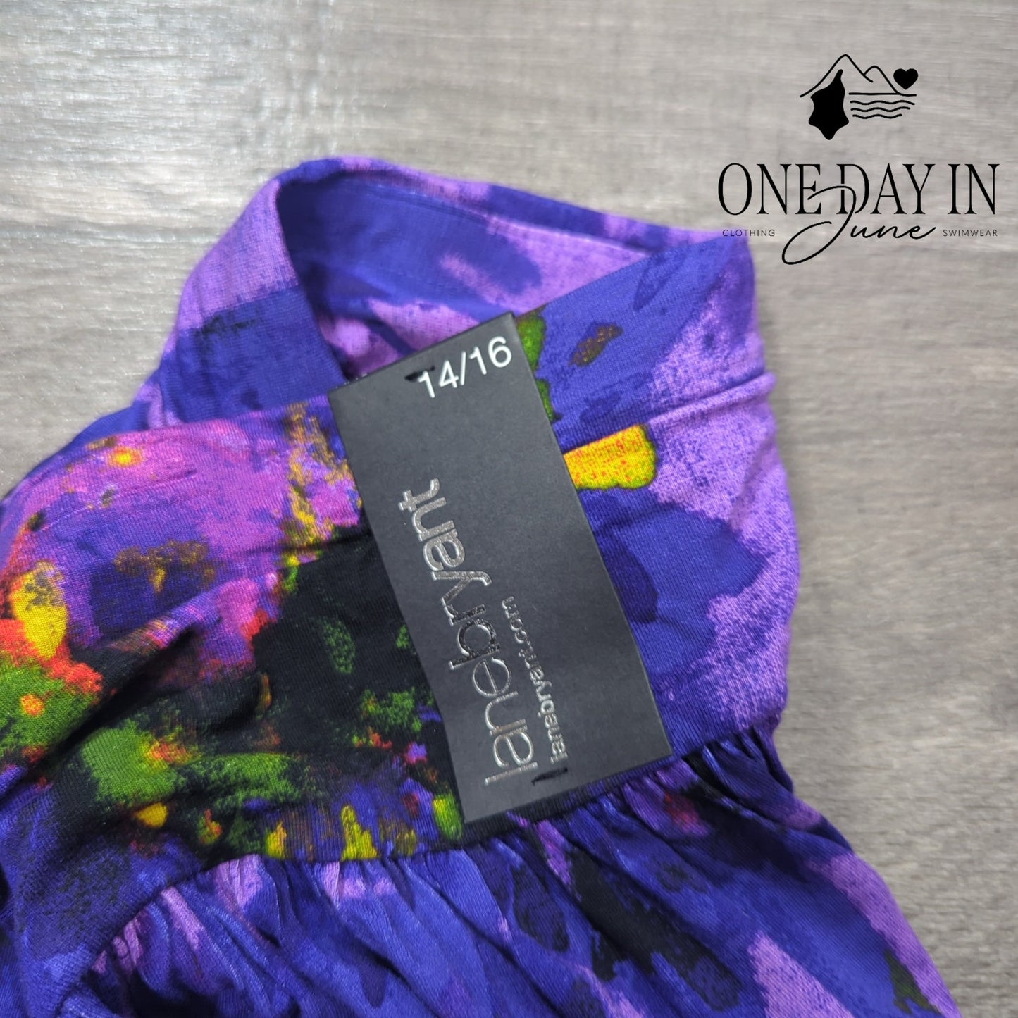 Lane Bryant Pull On Skirt Size 14/16