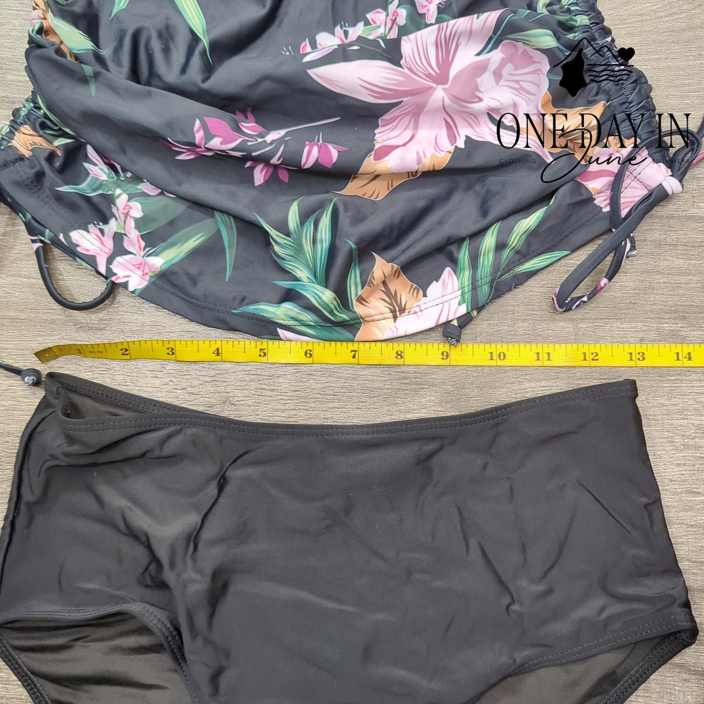 Adisputent Halter Drawstring Tankini Swimsuit Size M