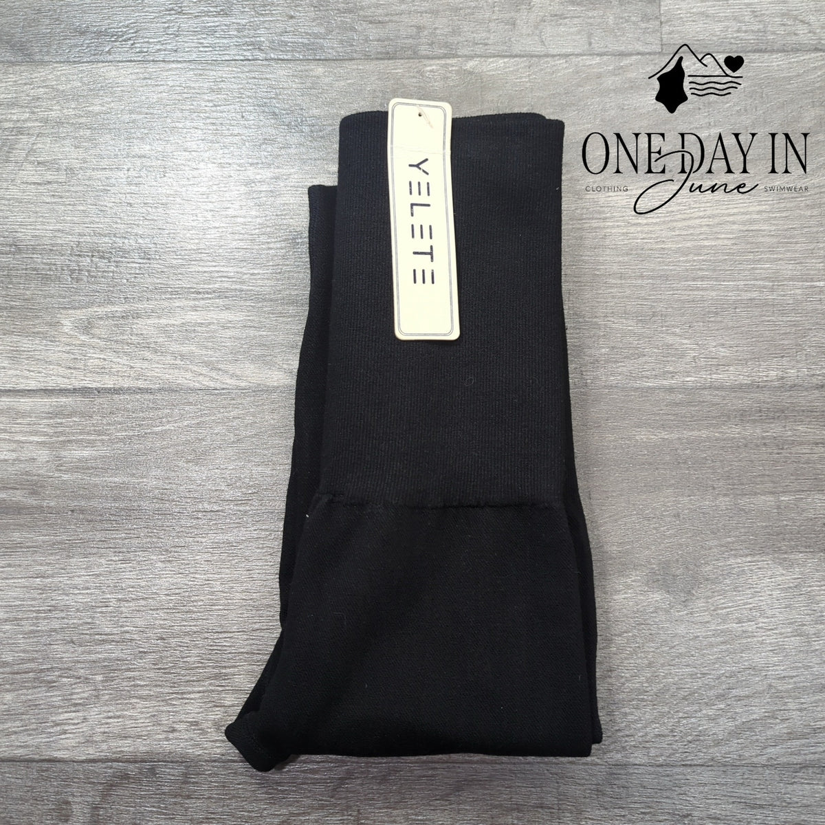 Yelete High Waist Black Stretch Seamless Leggings NWT Size OS