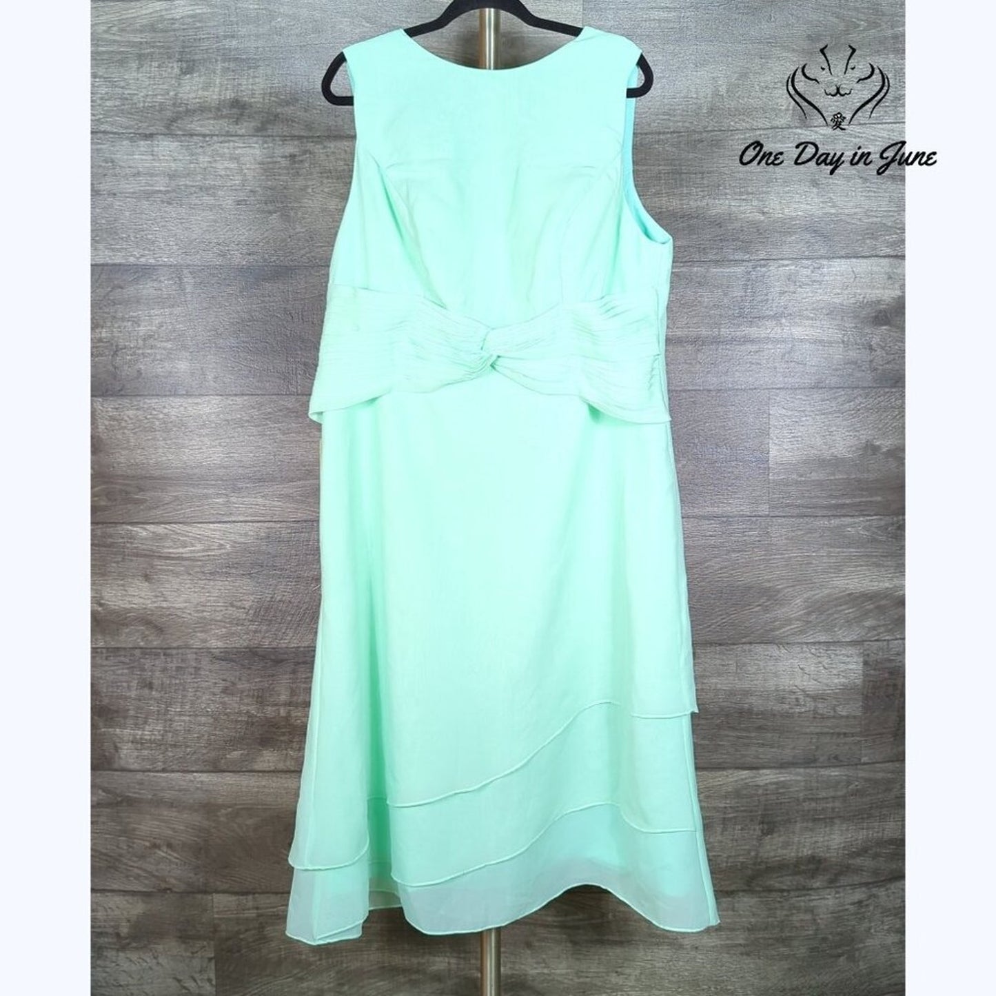 Make You Pretty Plus Size High Neck Sleeveless Dress Size 18W