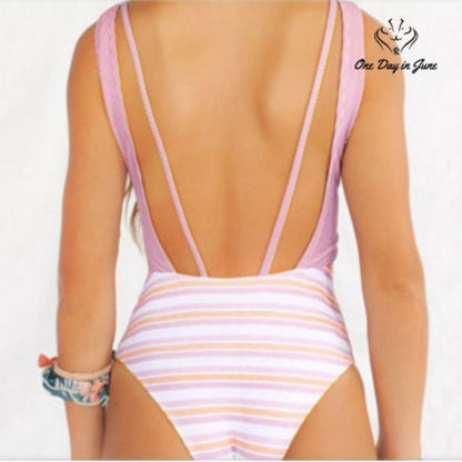 Amzbrly Striped "O" Ring Belt One Piece Swimsuit Size S