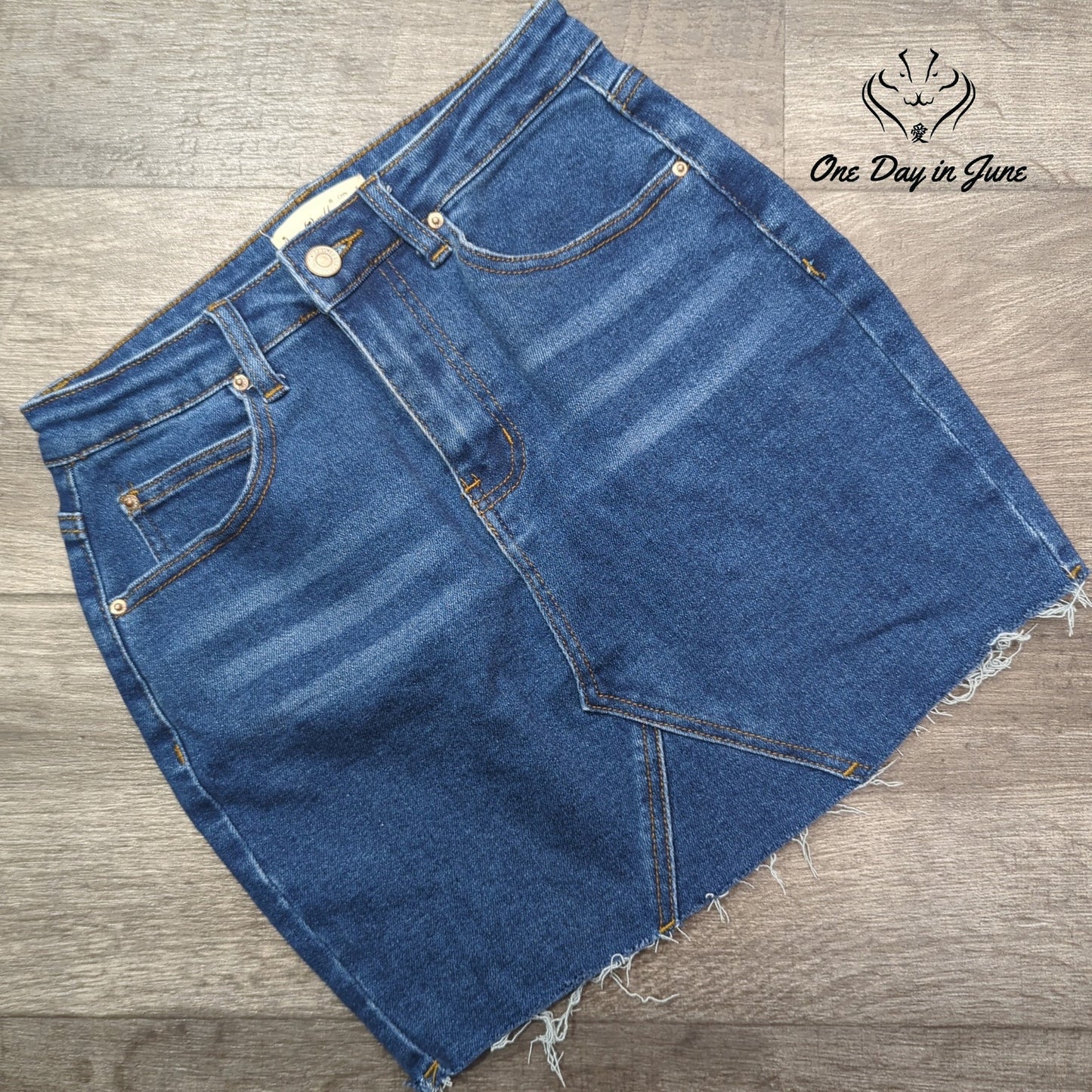 Just Quella Denim Mini Skirt Size S