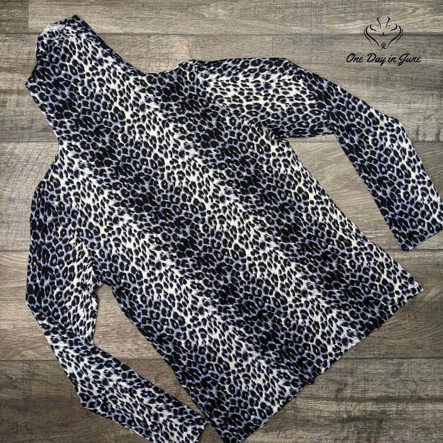 Fashionolic Leopard Print Long Sleeve Top Size 1X