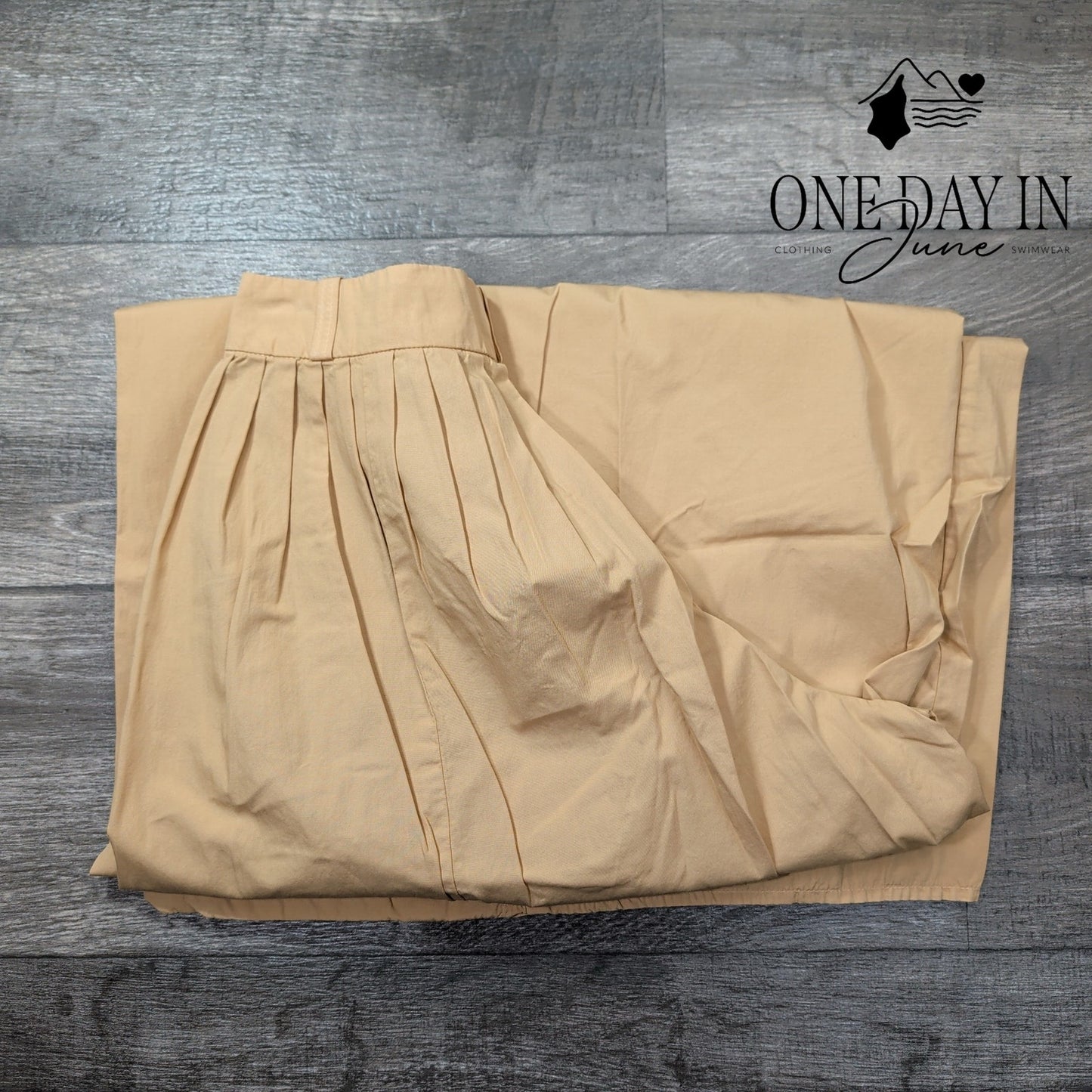 AG Adriano Goldschmied Hadley High Rise Pleated Culotte Pants NWT Size 4 (27)