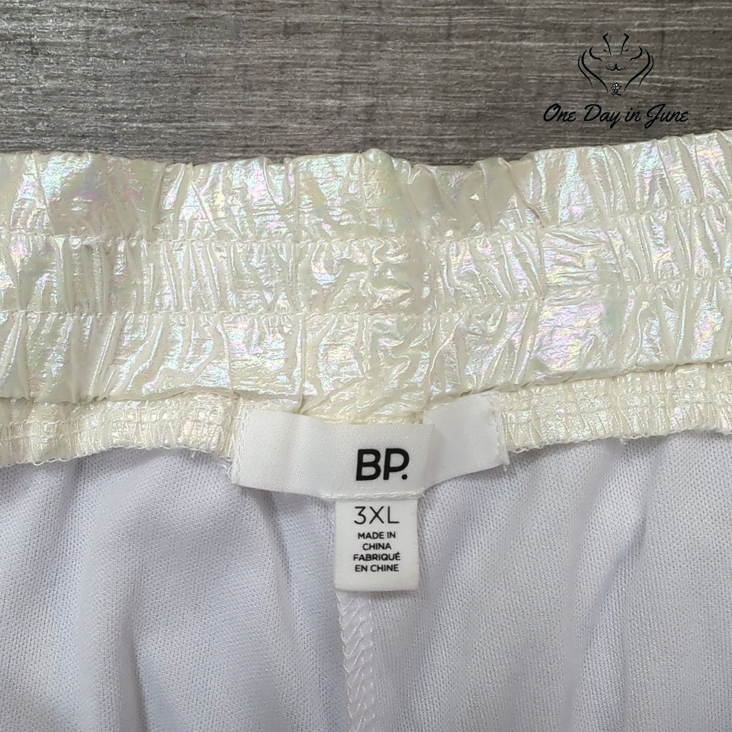 BP Plus Size Shiney Shorts Size 3X
