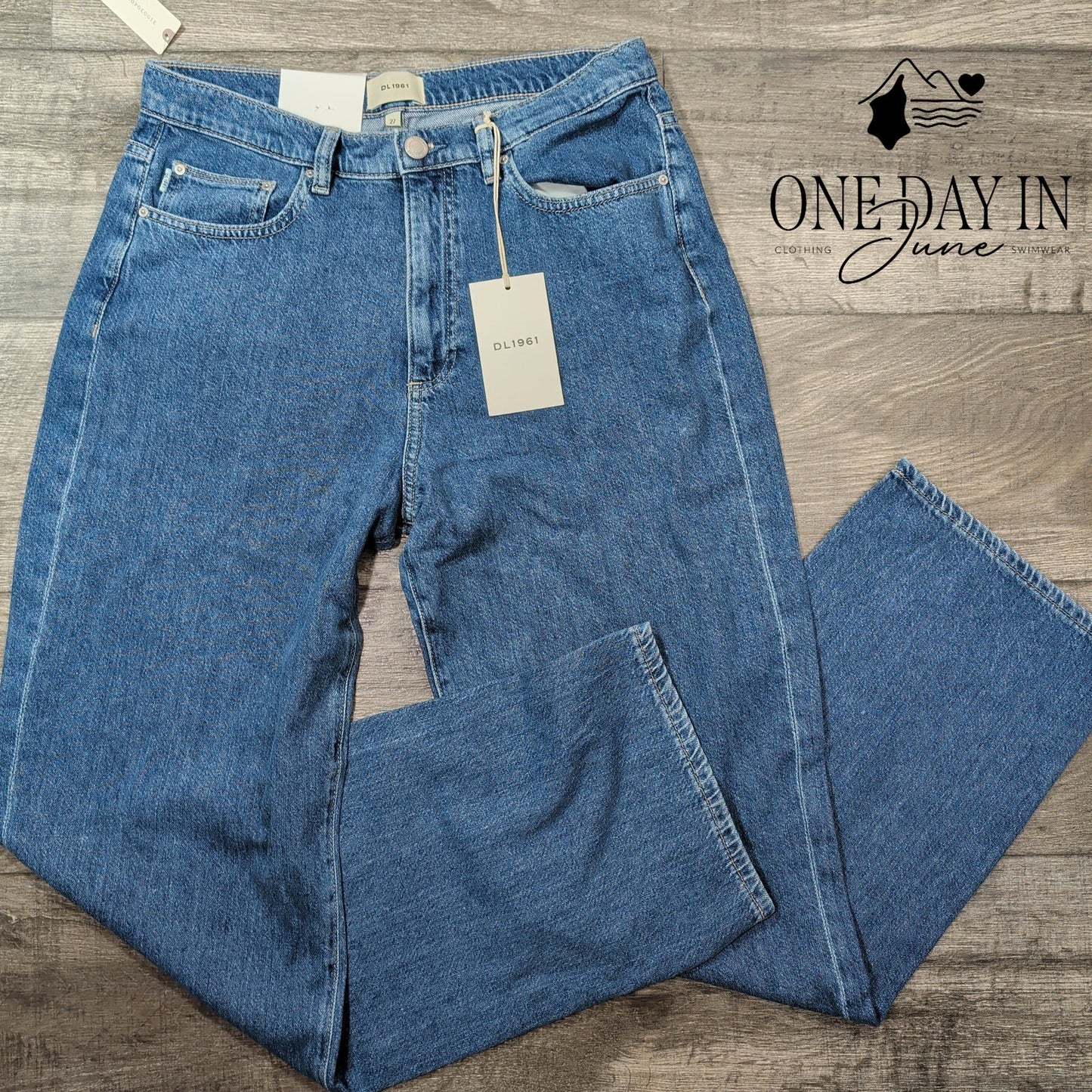 DL1961 Karmine Jeans High Rise Refined Wide Leg DL Aura NWT Size 4 (27)