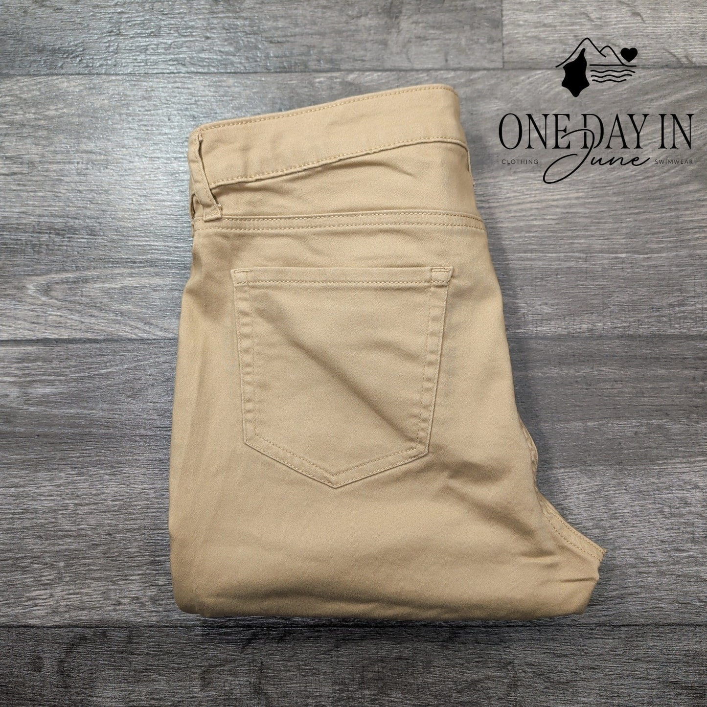 Aeropostale High Rise Jegging Size 12