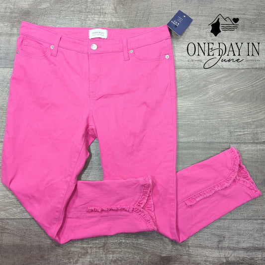 Crown & Ivy High Rise Skinny Crop Size 8