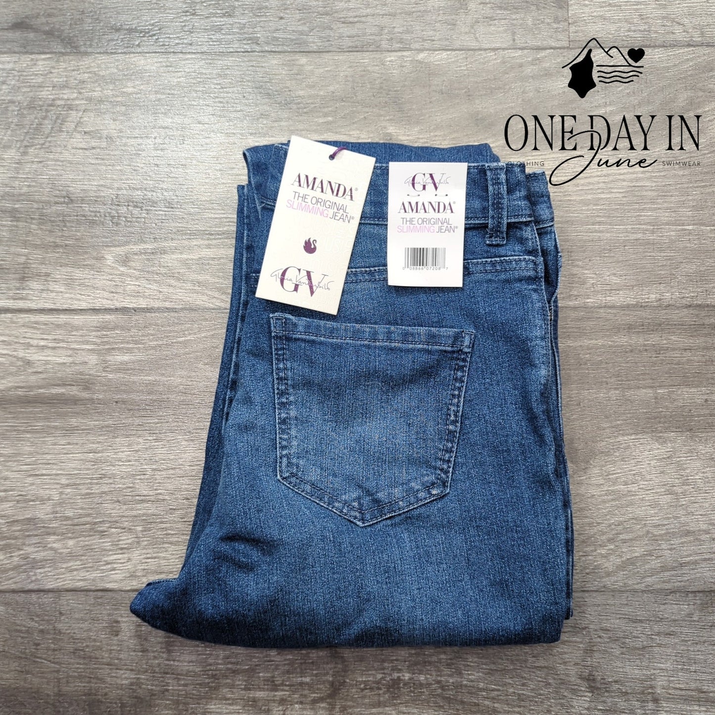 Gloria Vanderbilt Petite Amanda Slimmiing Jeans Size 12P