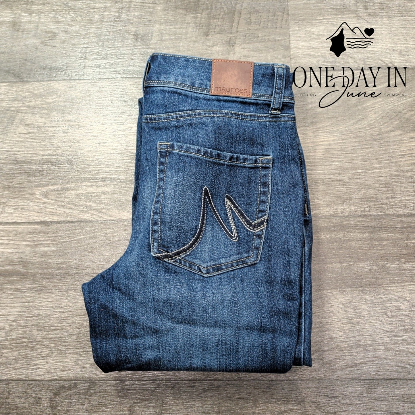 Maurices Flare Denim Flex Mid Rise Jeans Regular Medium Wash NWT Size 6