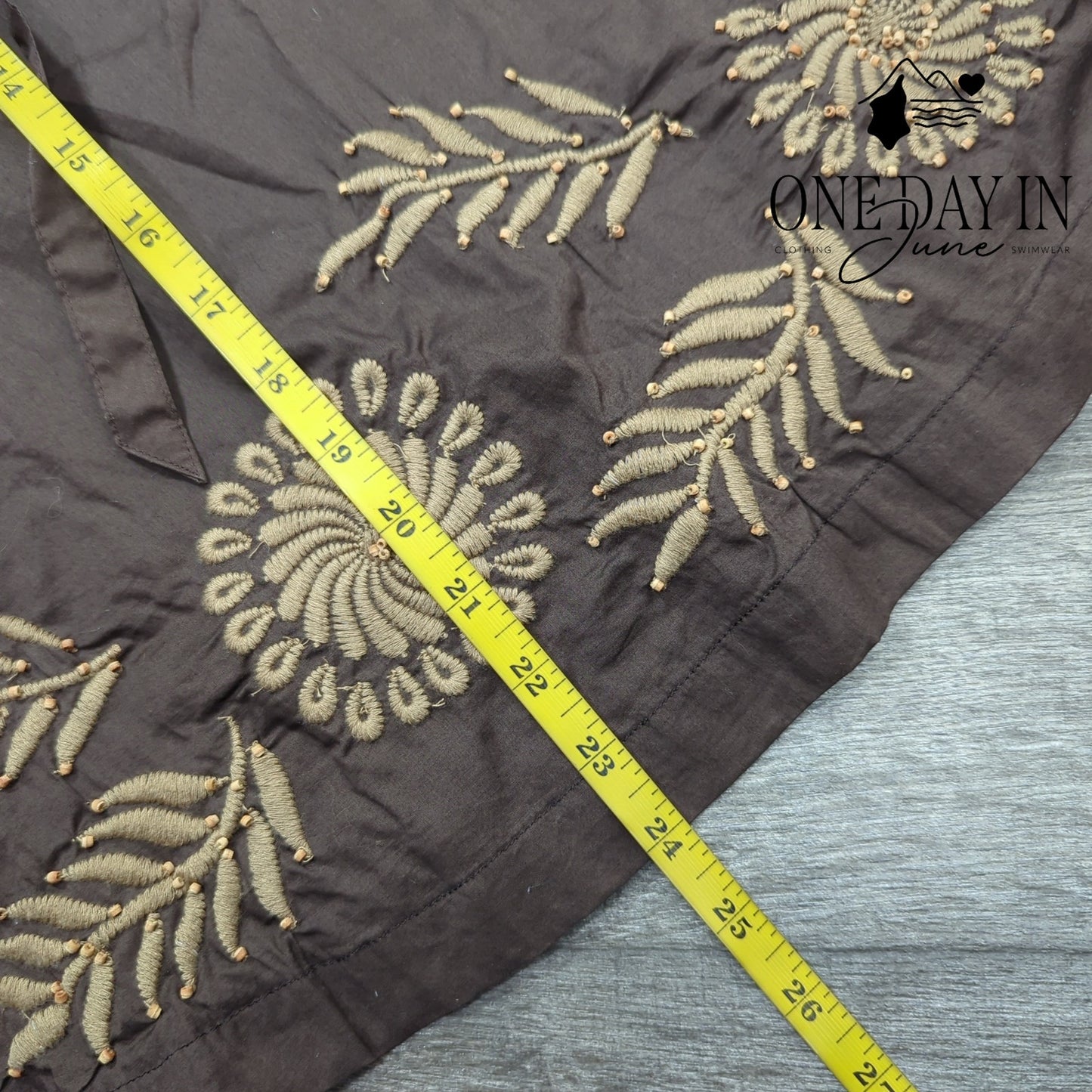 Old Navy Embroidered Cotton Lined Belted Skirt Size 6