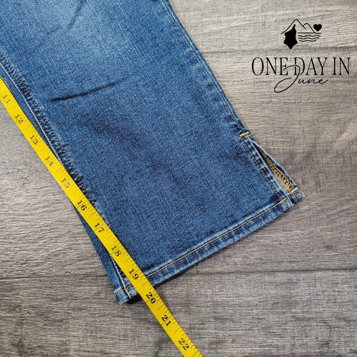 Gap High Rise Capri Skinny Jeans Medium Indigo NWT Size 4 (27)