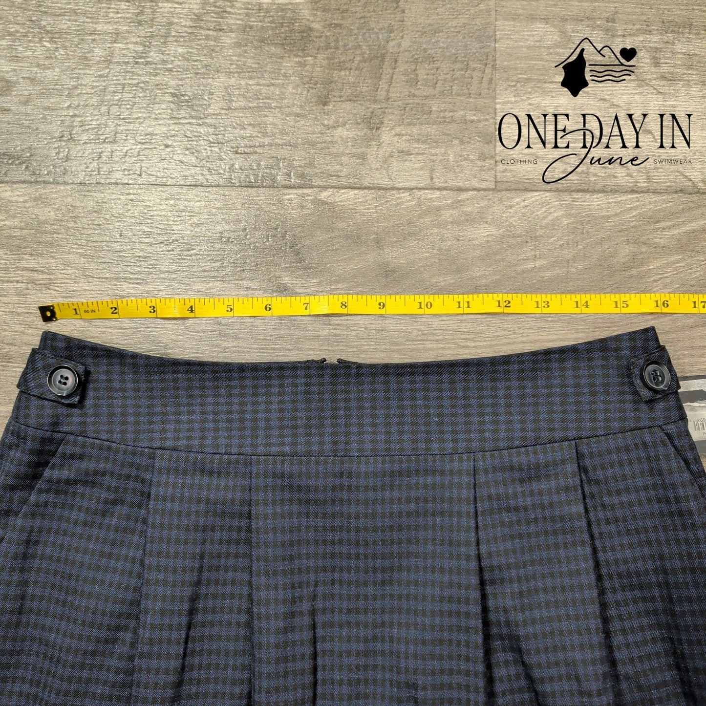 Halogen Mini Skirt Size 10