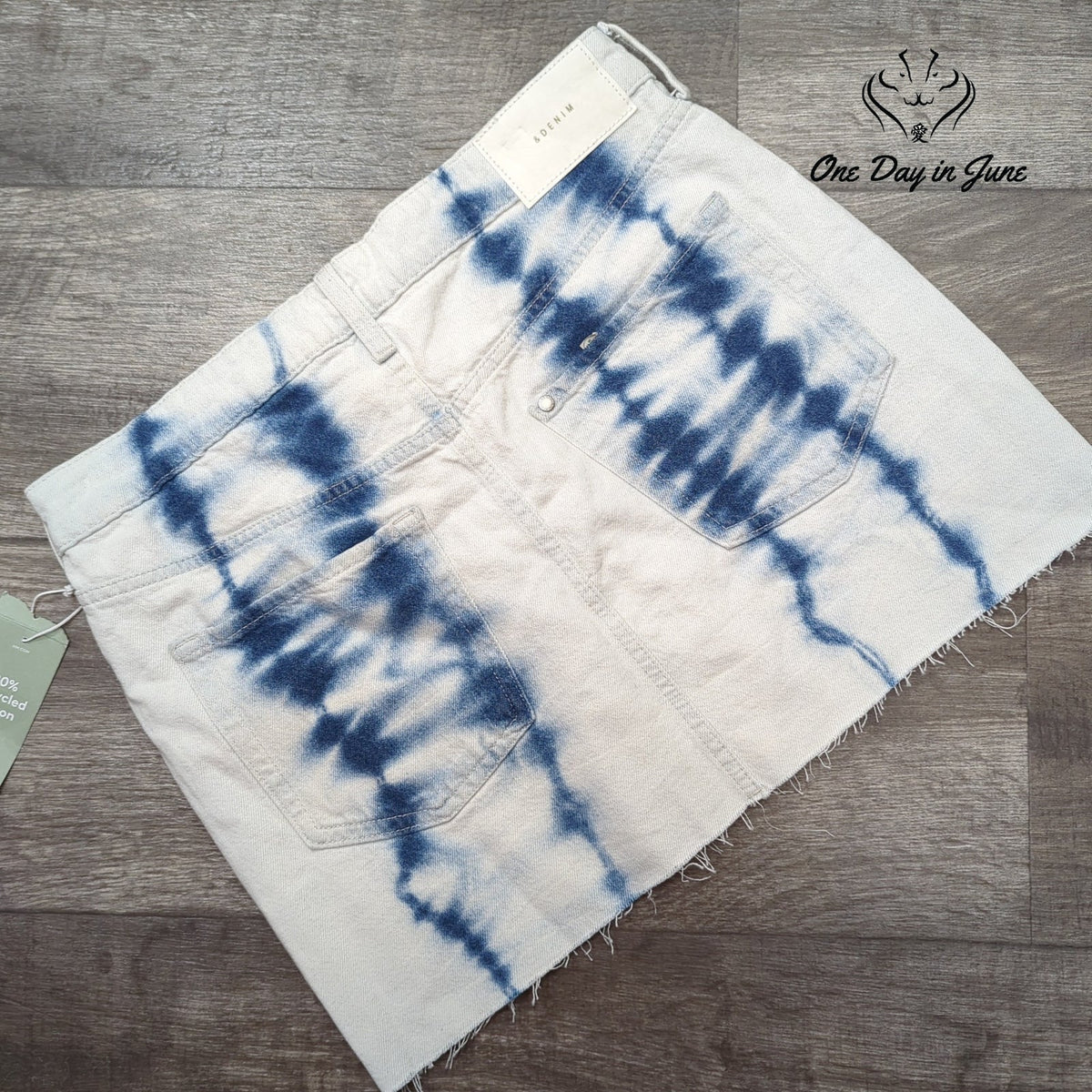 &Denim Divided &Denim Tie Dye Denim Cutoff Shorts Blue White NWT Size S
