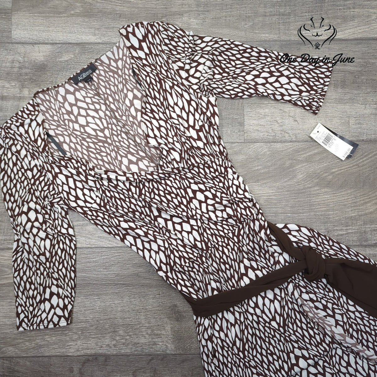 AGB Petite Abstract Print Faux Wrap Belted Midi Dress Brown White NWT Size 8P