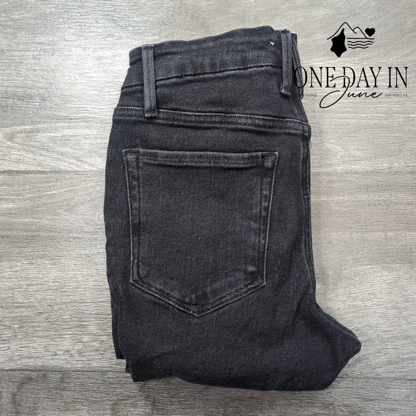 Good American Good Legs Sculpting Skinny Jeans Size 2