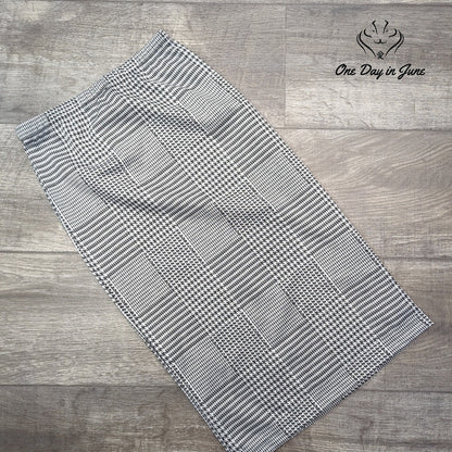 Olivia Rae Pull On Pencil Skirt Size XS