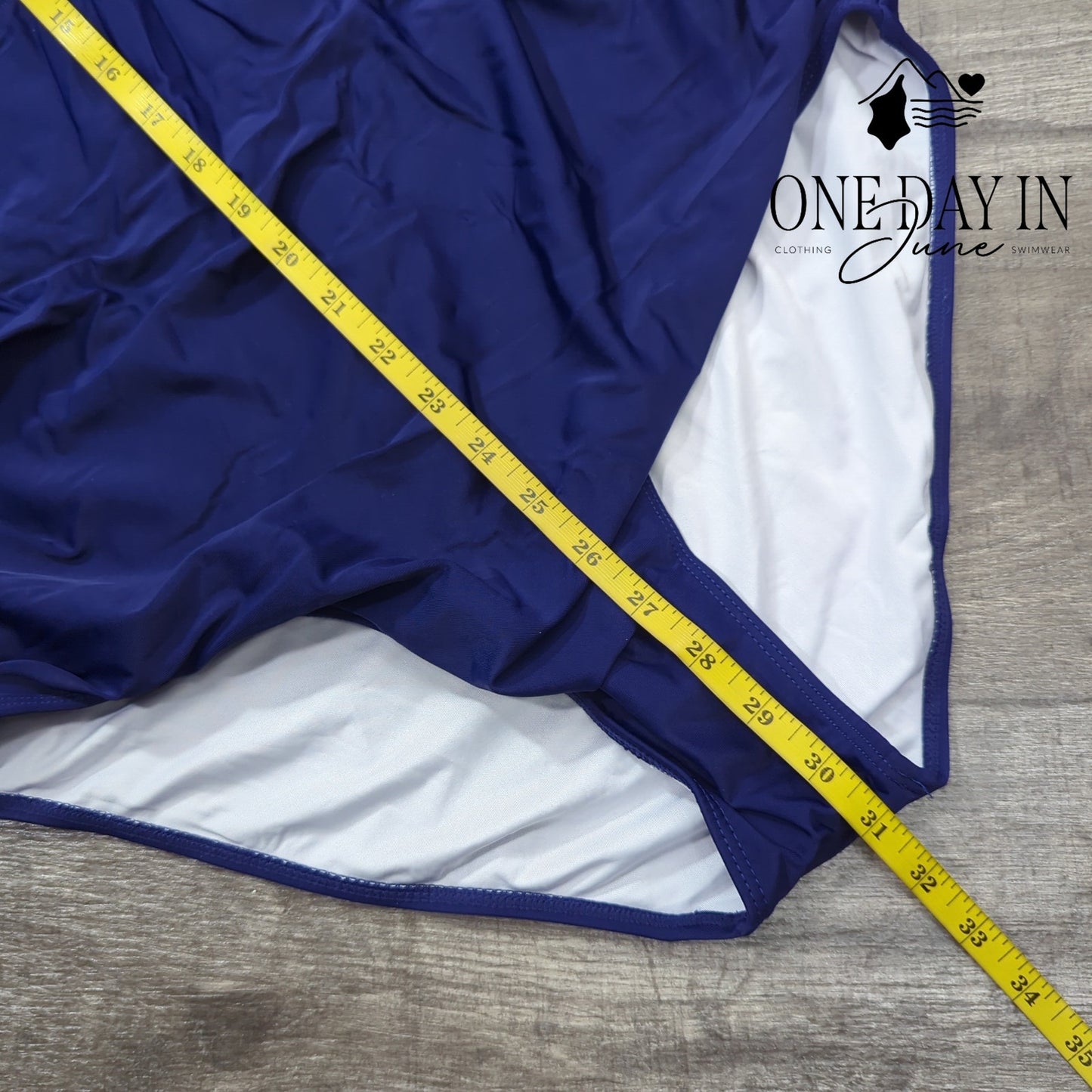 Aleumdr Plus Size Twist Front One Piece Swimsuit Size 3XL