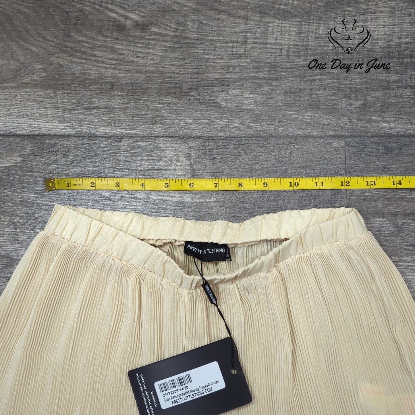 Prettylittlethings High Waisted Wide Leg Trouser Pants Size 4