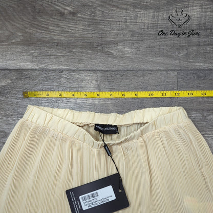 Prettylittlethings High Waisted Wide Leg Trouser Pants Size 4