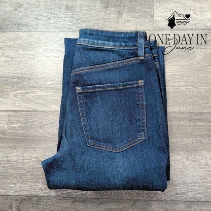 Chico's High Rise Straight Leg Jeans Size Chico's 00T (2T)