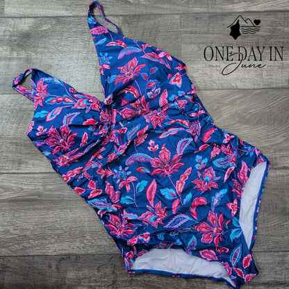 Yonique Plus Size Twist Front One Piece Swimsuit Size 18W