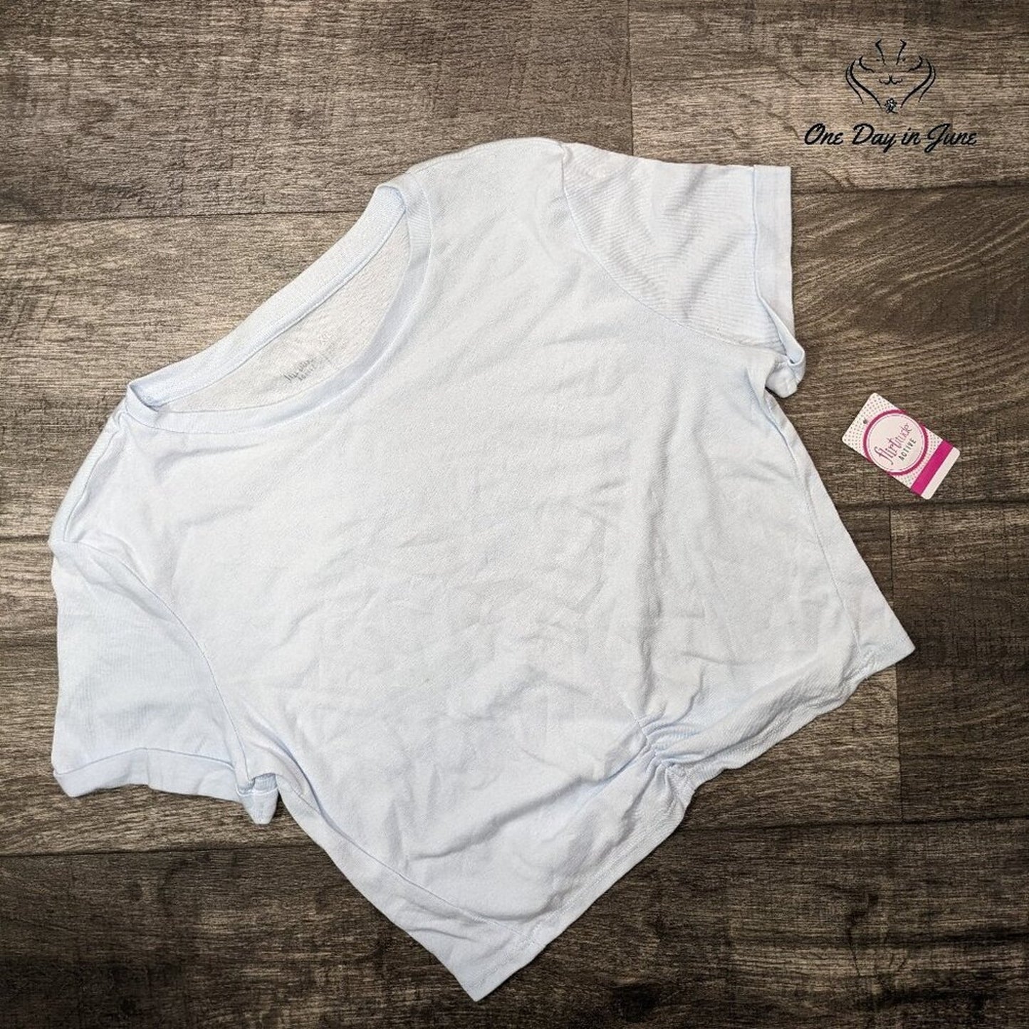 Flirtitude Cropped Crew Neck Short Sleeve Tee Shirt Size XL