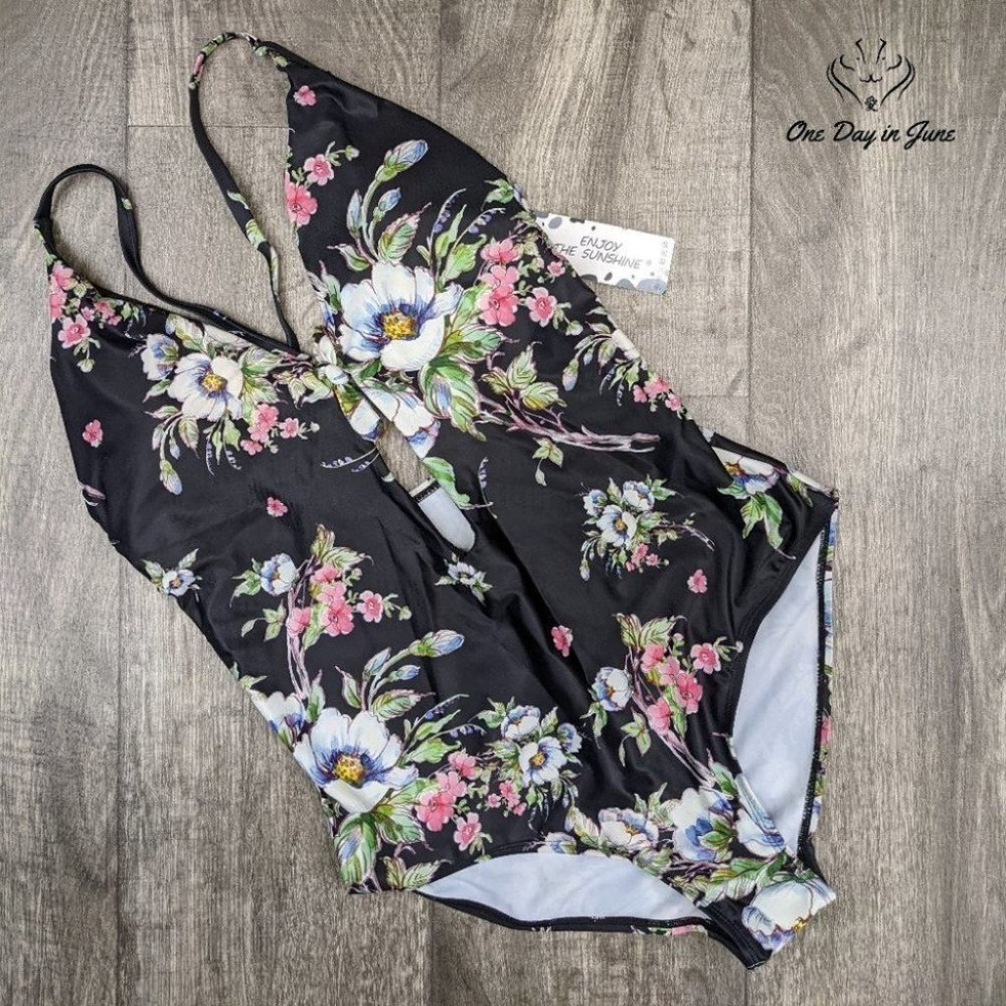 Charmleaks Deep V One Piece Swimsuit Size L